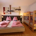 Farmhouse- Koesslergut Цедерхаус